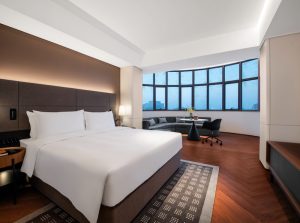 Intercity Hotel – H World